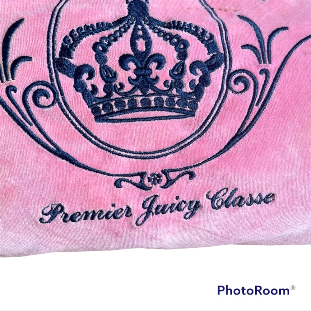 Matching Juicy Couture Travel Blanket or Pillow Bubblegum Pink. Barbie - Picture 4 of 11